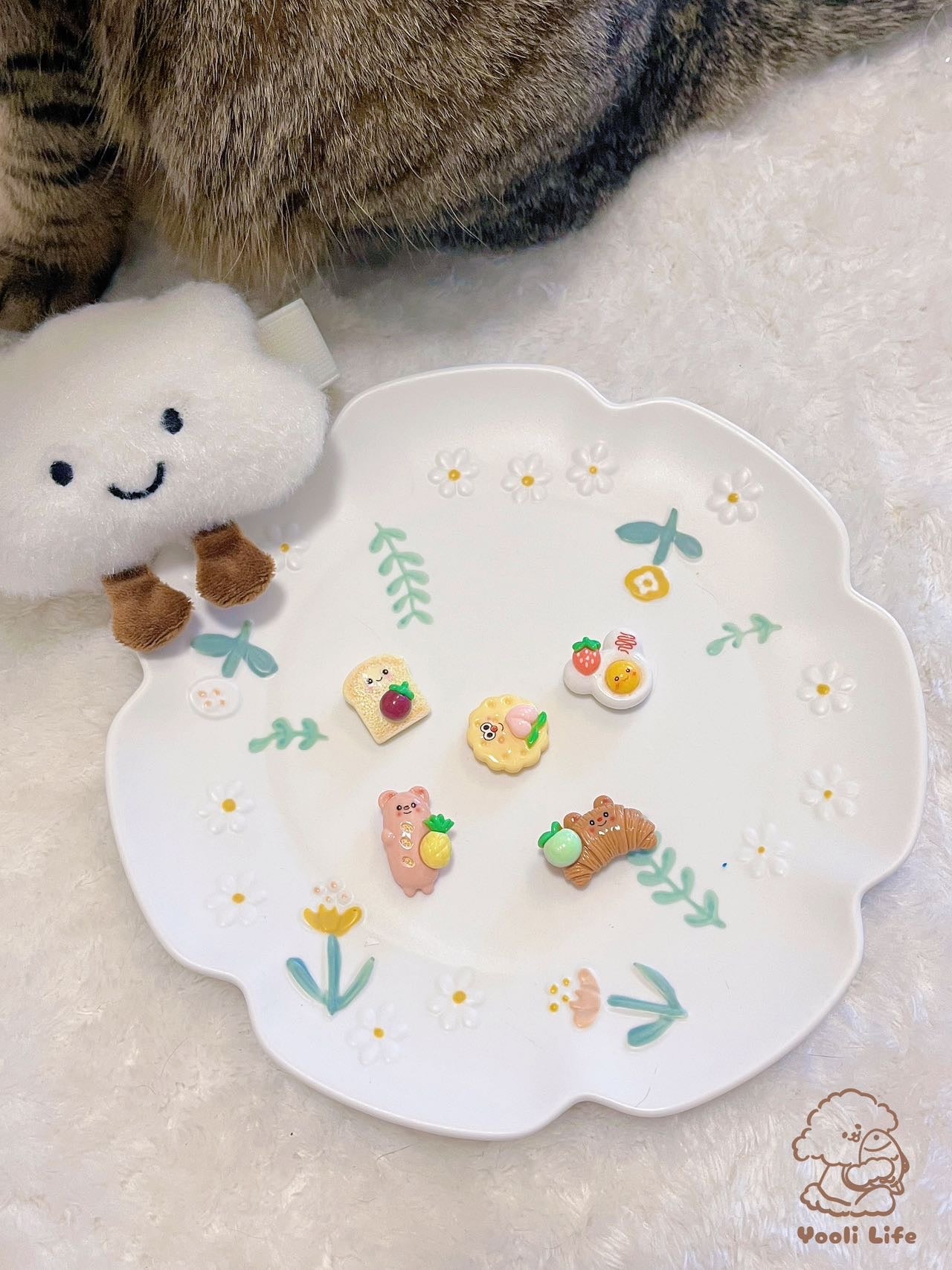 Mini Bread Fridge Magnet Set