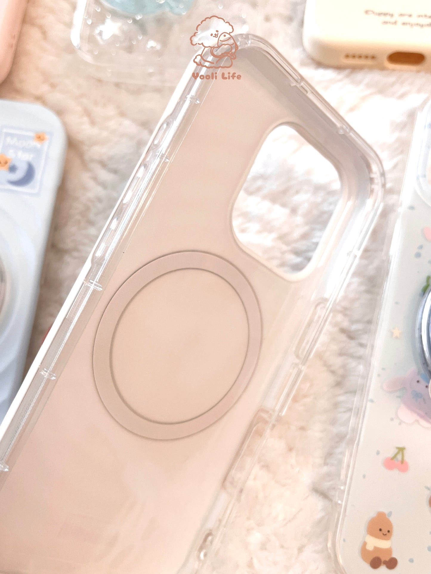 Croissant Snap-Off Magnetic Case Set