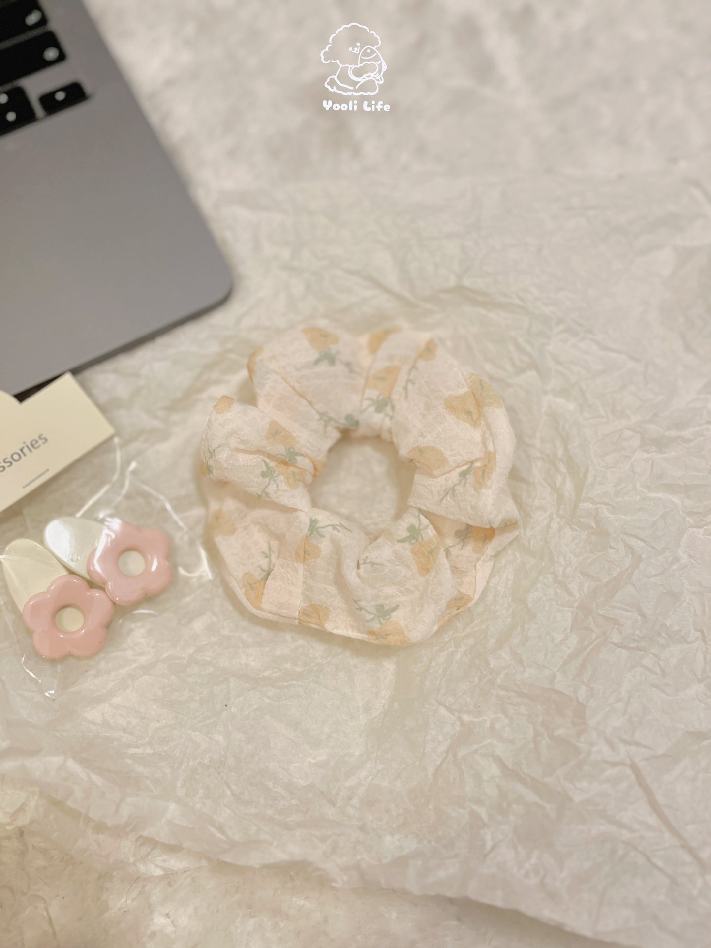Minimalist & Cozy Hair Scrunchie Set